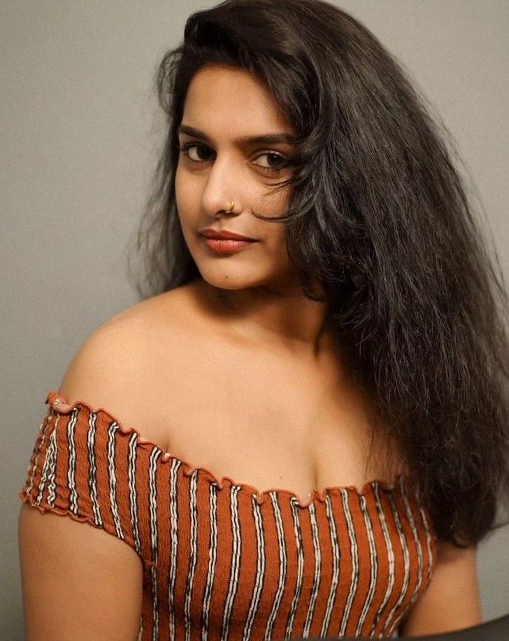 model Call Girls in Akbarpur